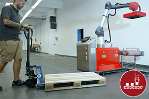 Mit dem Cobot Palettierer flexibilisieren wir bei mR MOBILE ROBOTS / DAHL Robotics Ihre Produktionslogistik.