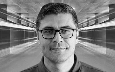 Alexander Friesen ist als Projekt Manager zuständig für die Projektplanung / Projektierung bei mR MOBILE ROBOTS in Meinerzhagen.